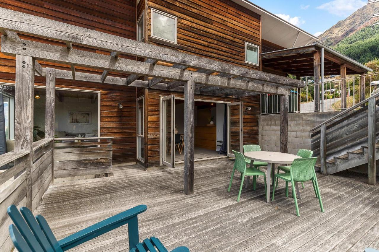 Spacious Relaxing Home Queenstown Exterior photo